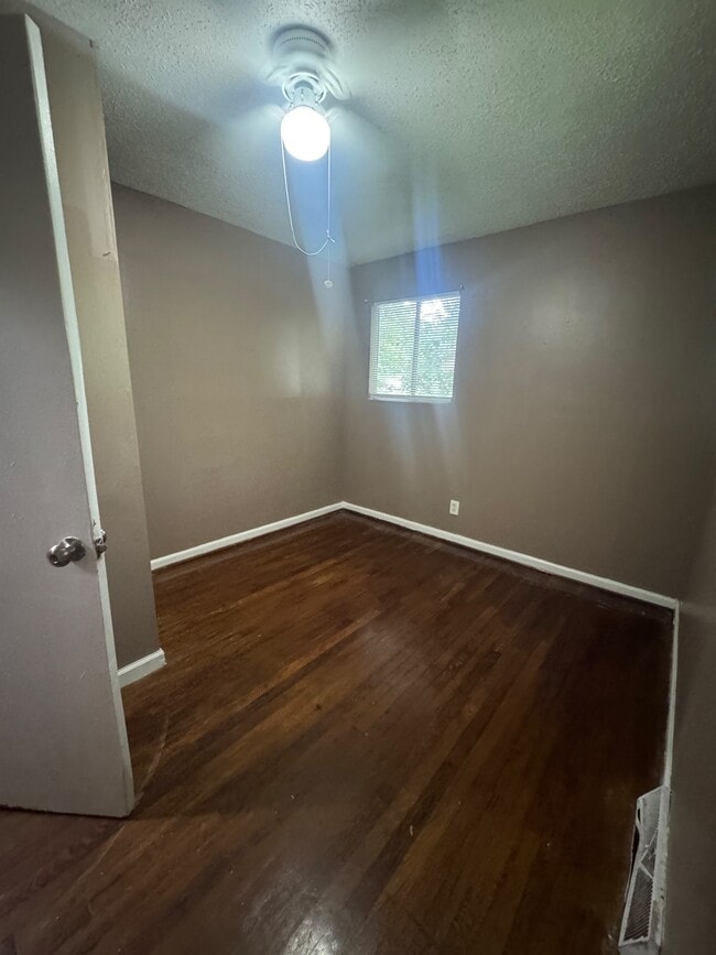 Photo - 4 Orchid Pl