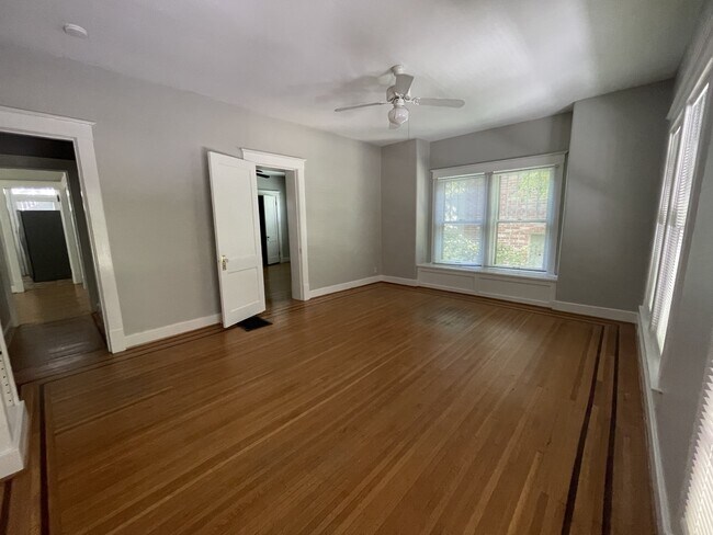 Photo - 2177 Baringer Ave