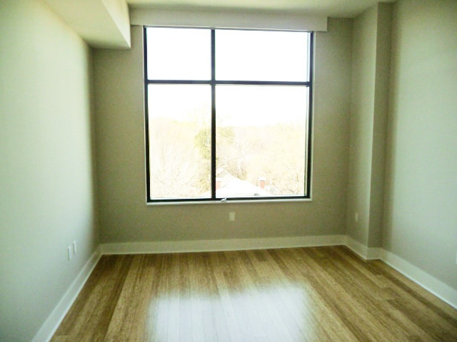 Photo - 140 W Franklin St