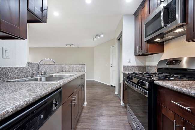 Photo - The Jeremy Apts