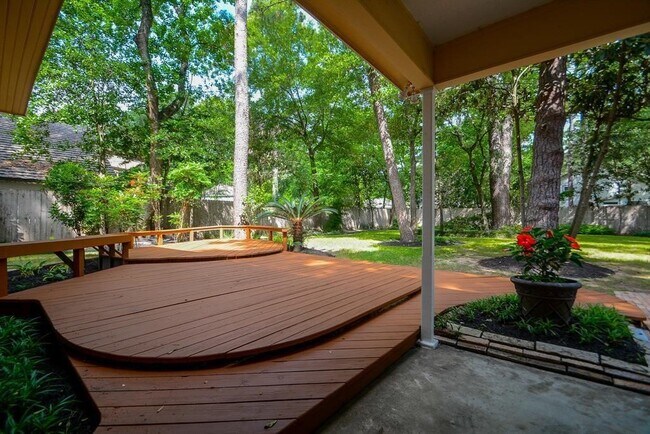 Photo - 6702 Moccasin Bend Dr