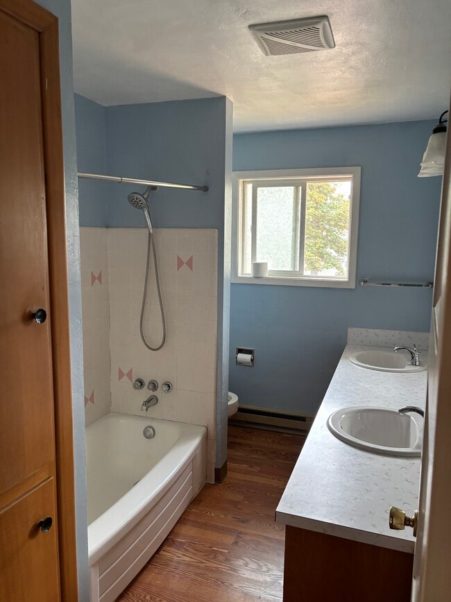 Photo - Cottage St Triplex Unit 774