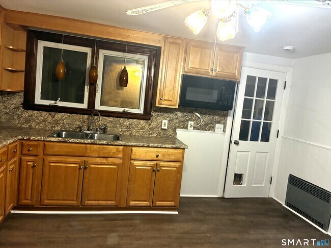 Photo - 177 Russell St Unidad 2