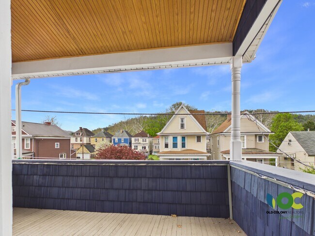 Photo - 614 N Front St Unit 614