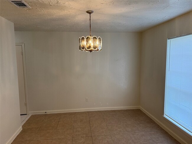 Photo - 8307 Bird Meadow Ln