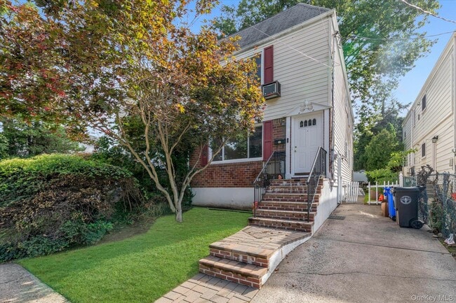 42-17 Marathon Pkwy Unit 1