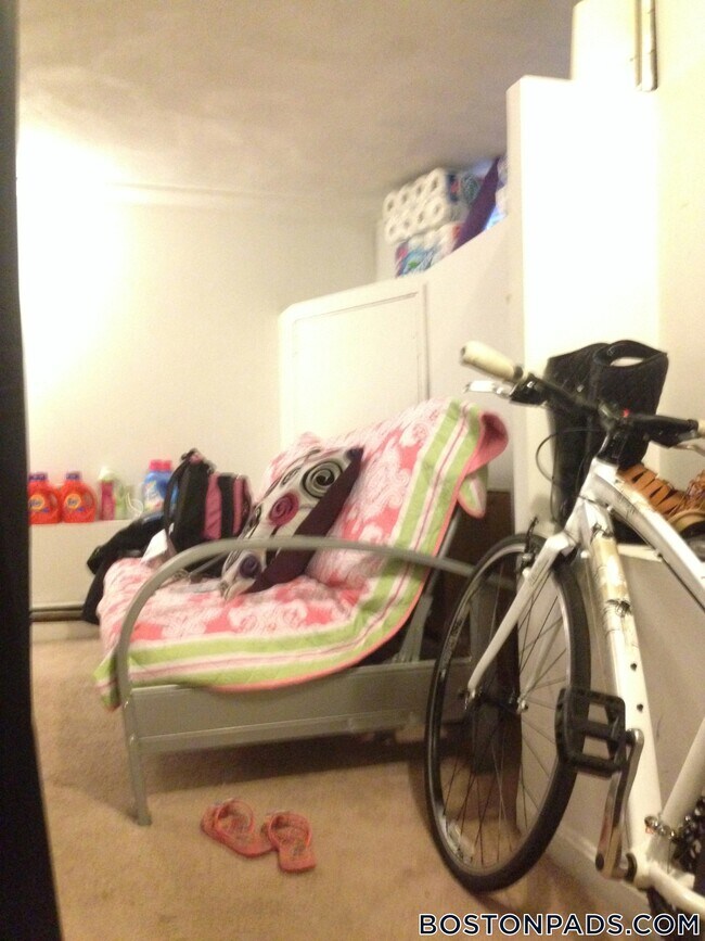 Photo - 24 St Cyprians Pl Unit 1R