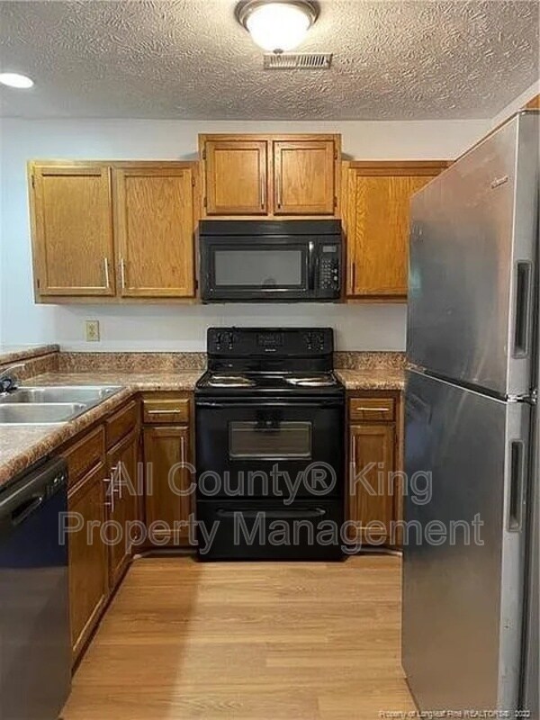 Photo - 1866 Tryon Dr Unit 8