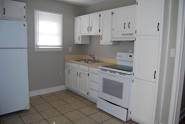 Photo - 868 Clarks Ln