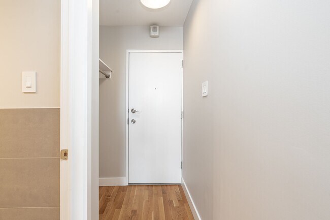 730 St Clarens Ave Unit 601