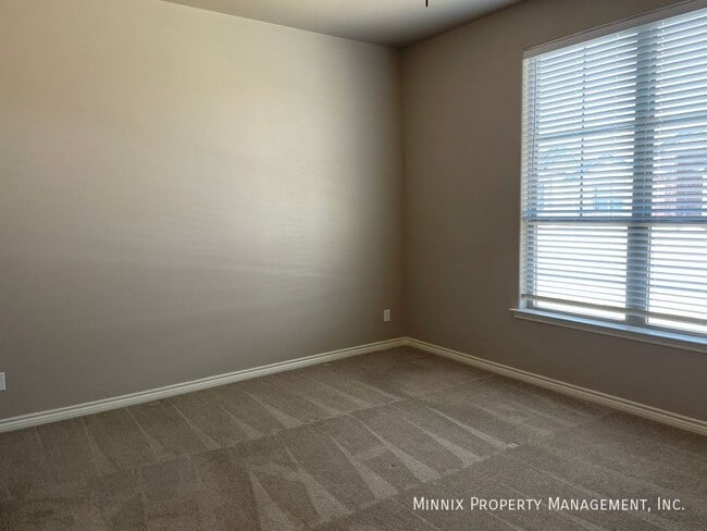 Photo - 5305 Kilyn Ct