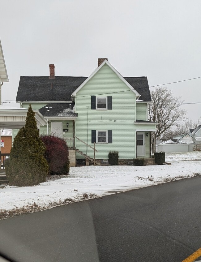 Building Photo - 591 N Lincoln Ave Unit 591 North Lincoln Ave.