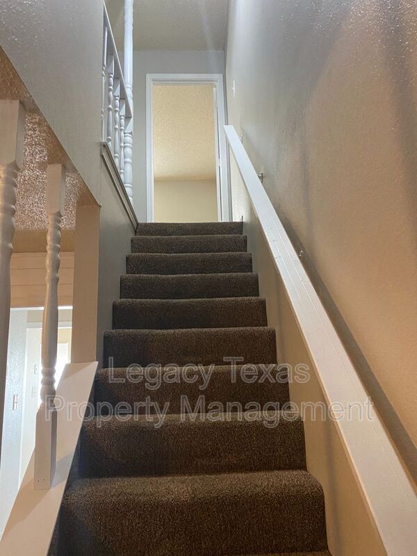 Photo - 1607 Sun Valley Dr