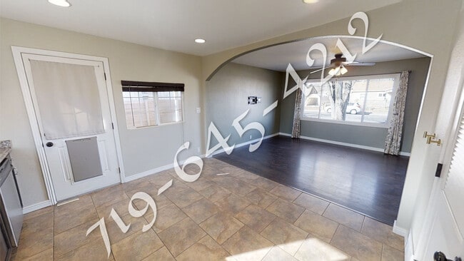 Photo - 1211 Richards Ave