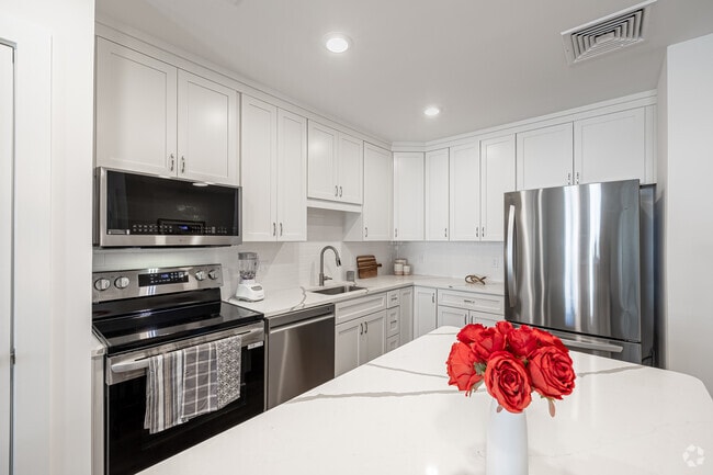 Style 5 2BR, 2BA - 1,090SF - Kitchen
