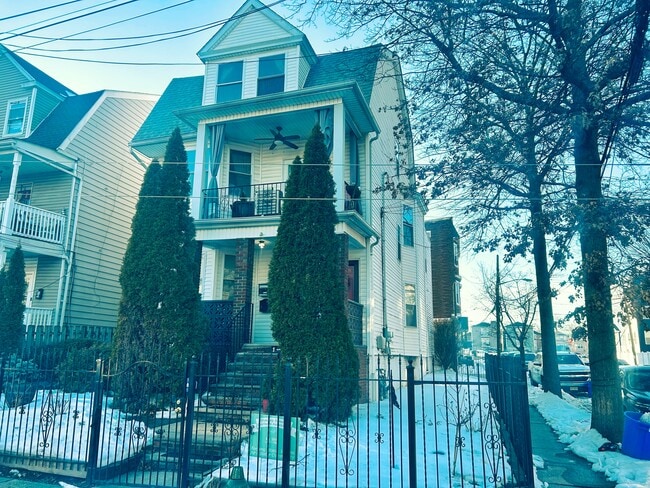 Building Photo - 1 Shanley Ave Unit 1