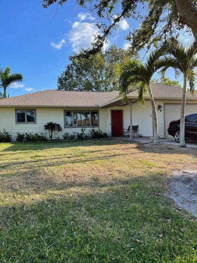 Photo - 2304 SE 8th Terrace