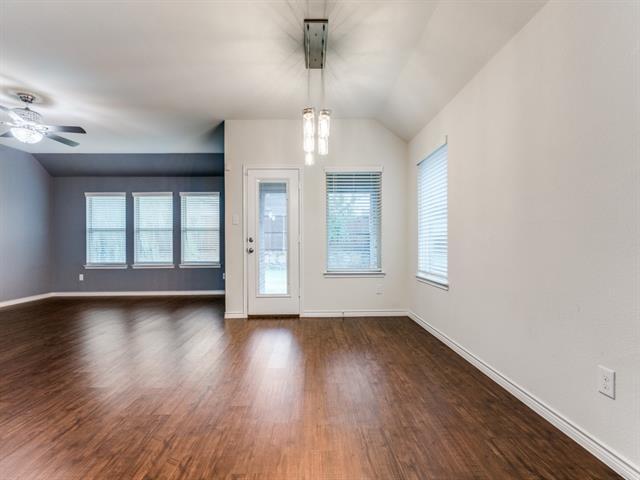 Photo - 1117 Berry St