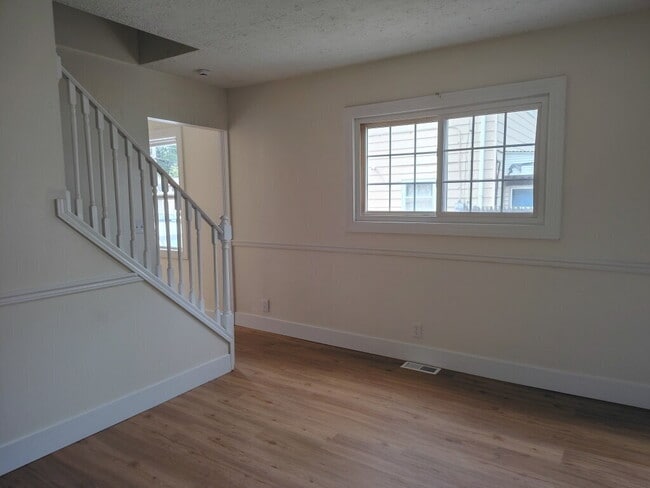 265 Plymouth Rd