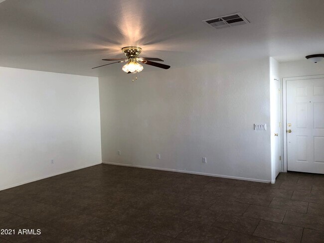 1331 S 227th Ave