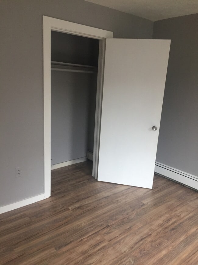 Photo - 33 Poplar St Unit 1R