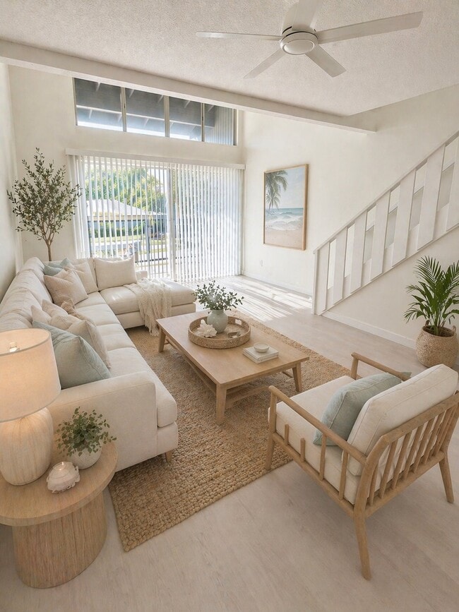 Photo - 1100 Turner St Unidad 204