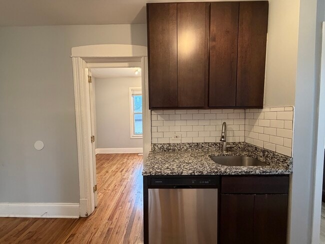 Photo - 3614 W George St Unit 1R