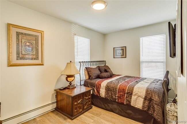 Photo - 7187 Silver Lake Rd