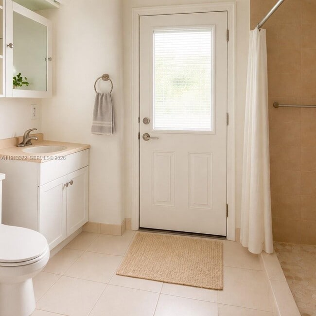 Photo - 000 NW 84th St Unidad 0