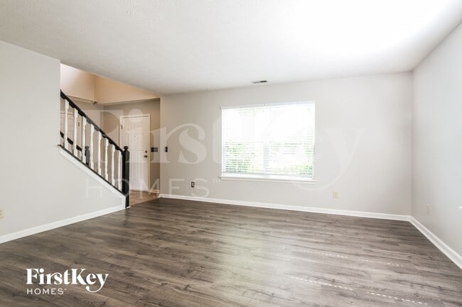 Photo - 3360 Yorkshire Dr