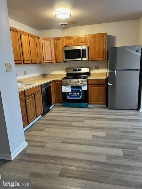 Photo - 4828 Silverwood St