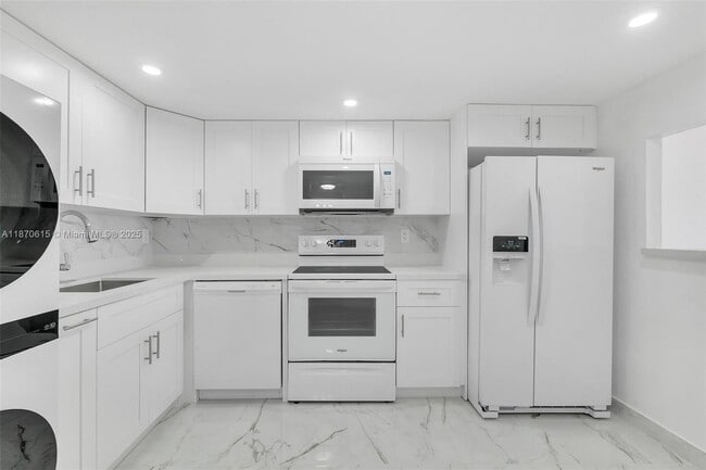 Photo - 1865 Brickell Ave Unidad A804