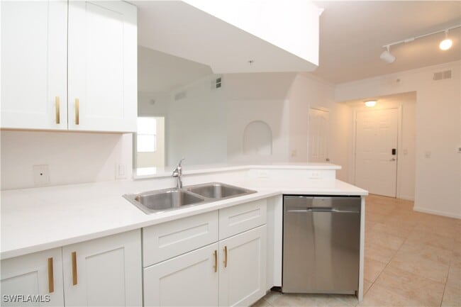 Building Photo - 13010 Positano Cir Unit 102