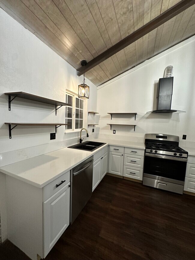 Photo - 221 S Valley St Unit A