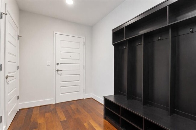 Photo - 1080 Peachtree St NE Unit 1716
