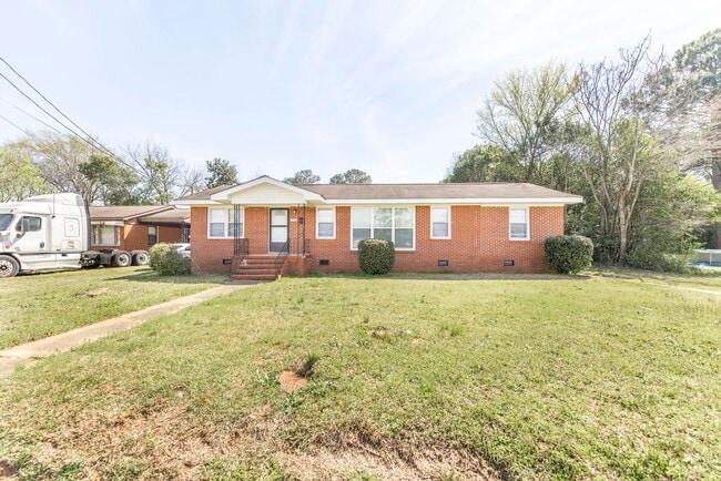 Photo - 143 Morris St