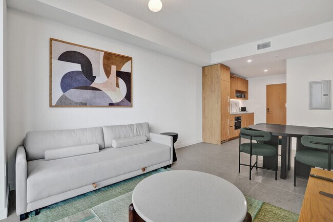 11 NE 6th St Unit SI ID1515062P