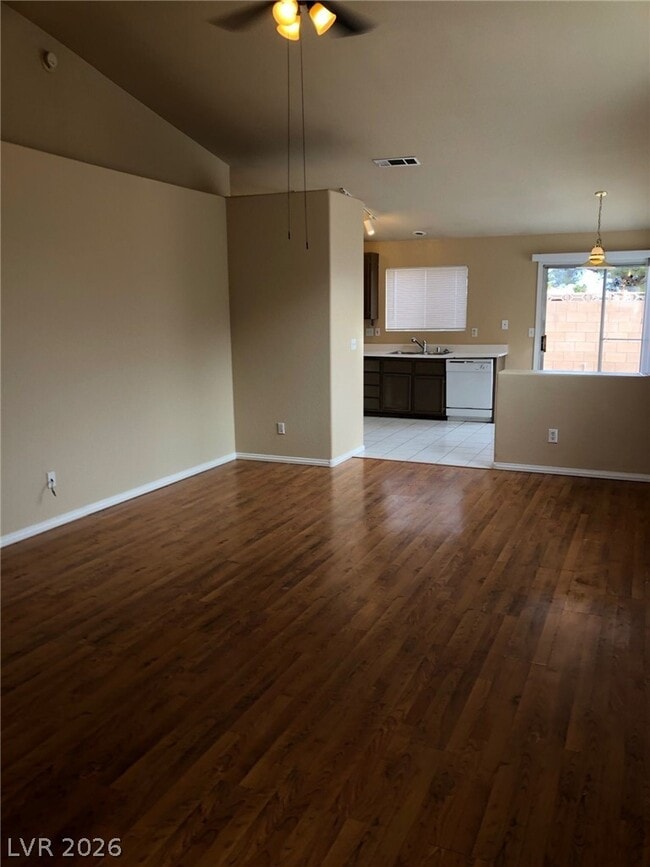 Photo - 1728 Windchime Dr