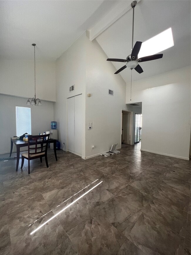 Building Photo - 12550 Newbrook Dr Rental