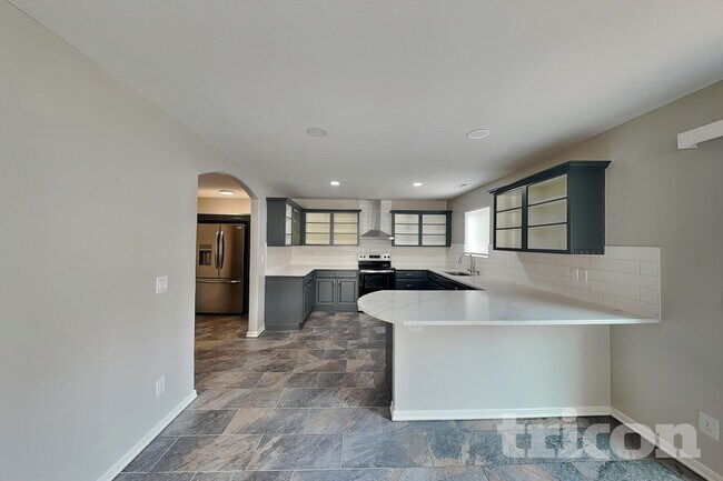 Photo - 1620 203rd St E