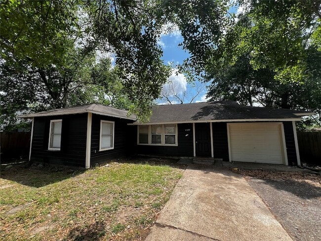 Building Photo - 5926 Southtown St