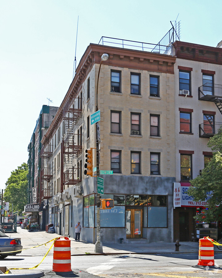 Photo - 1-7 Delancey St Apartments
