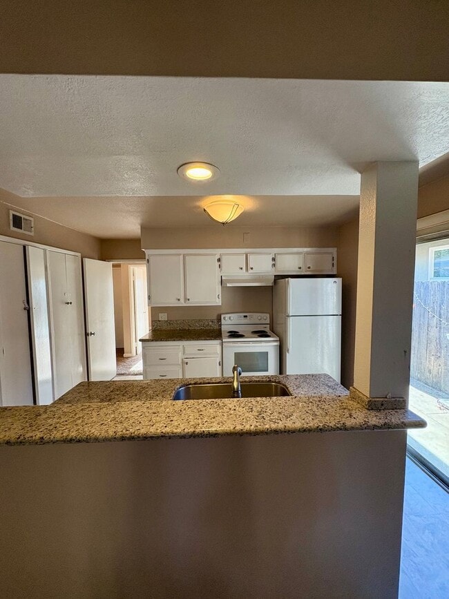 Photo - 7748001/51 C/O Unidad 7748001001CO