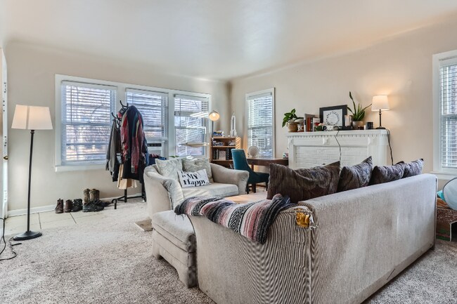 Photo - 759 Bellaire St