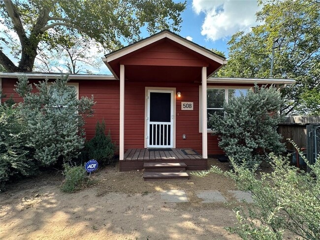 Building Photo - 508 Montopolis Dr Rental