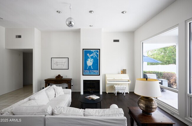 Photo - 12242 N 74th St