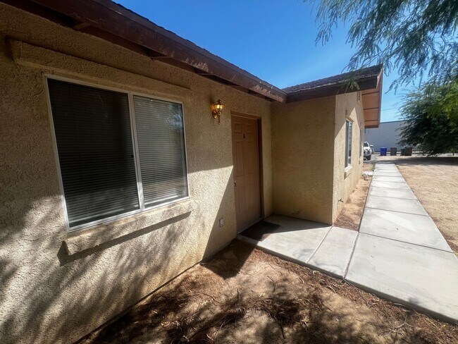 Photo - 6320 Mesquite Ave Unidad B