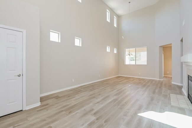 Photo - 134 W Camino Rancho Palomas