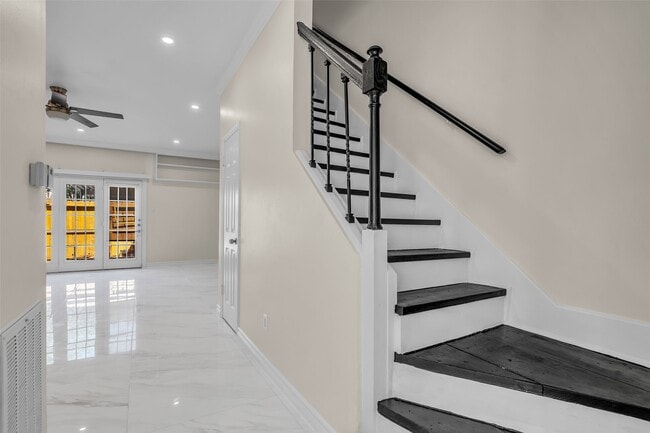 Photo - 14715 Barryknoll Ln Unit 124