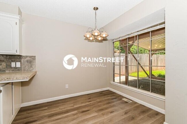 Photo - 3 Bedroom Pet-Friendly Home in EDMOND, OK ...